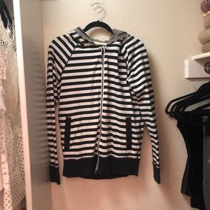 Lululemon Sweatshirt